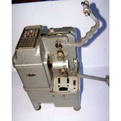 Antieke 8mm filmprojector Dekko model 118.