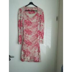 Emma (College Style) roze bewerkt jurk