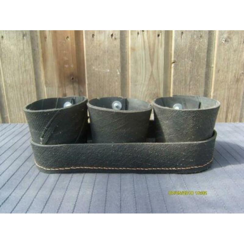NIEUW - 25 % KORTING - rubber tray met 3 potten, industrieel