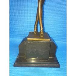 Bronzen beeld Art Deco style naar Chiparus. Verzenden gratis