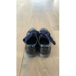 Blauwe leren lak sneakers maat 38
