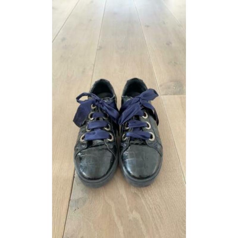 Blauwe leren lak sneakers maat 38