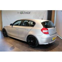 BMW 1 Serie 116i Business Line / NAVI / AIRCO / (bj 2007)