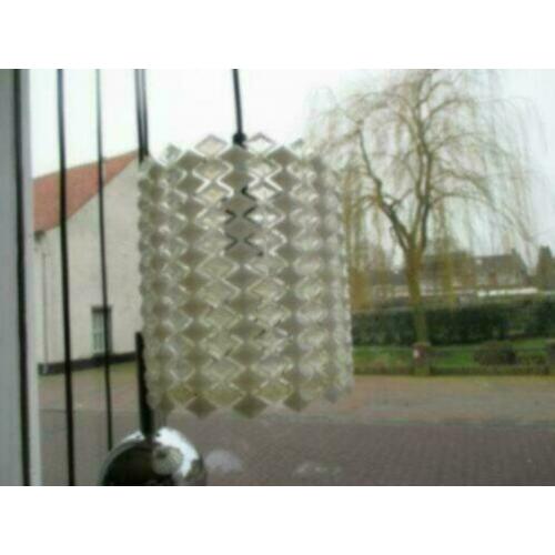 Seventies design kunststof hanglamp wit transparant retro