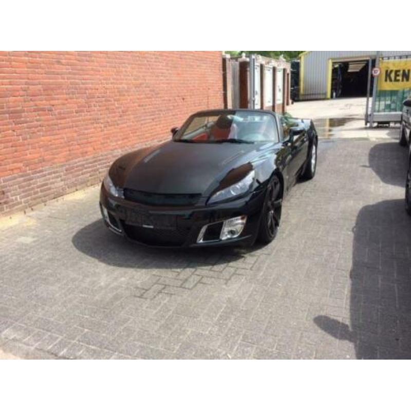 Opel GT 2.0 Turbo ECOTEC