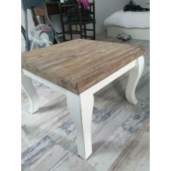 bijzettafel / salon tafel