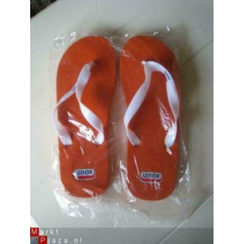 Teenslippers nieuw dames maat 38/39.