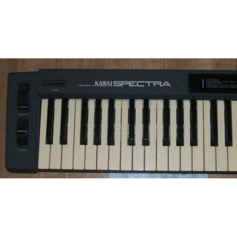 jaren 90 synthesizer``kawai spectra KC10``in gebruikte staat