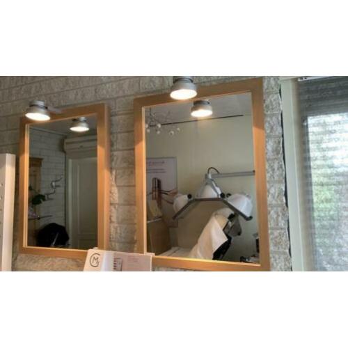 2 badkamer spiegels met verlichting luxe houten lijst