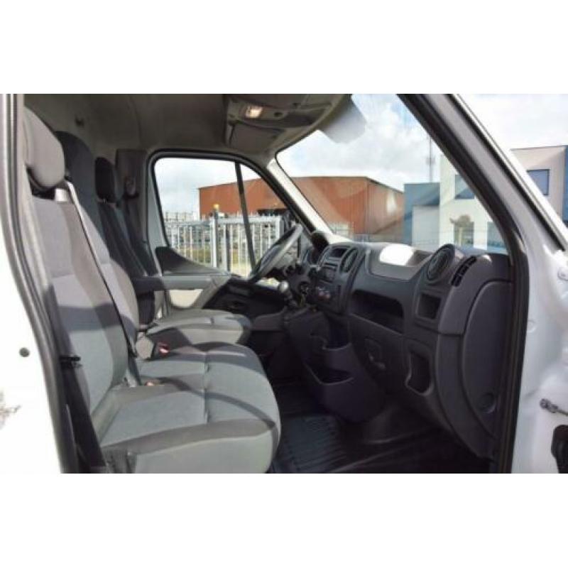 Renault Master T35 2.3 dCi 125pk Bakwagen met laadklep (Topk