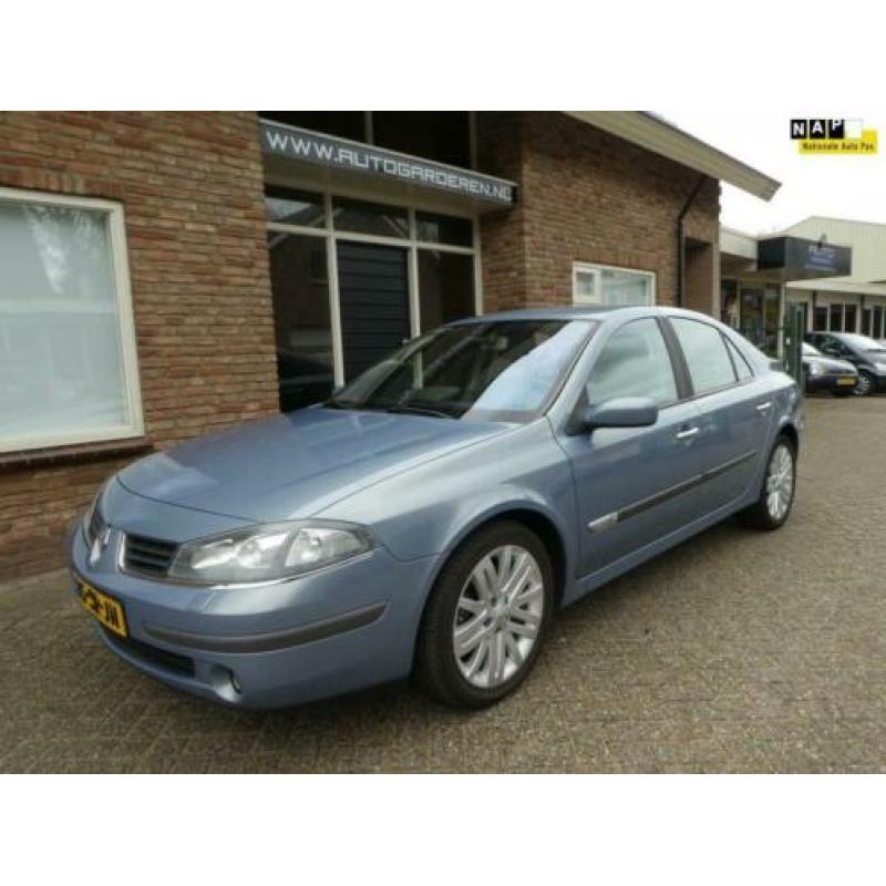 Renault Laguna 2.0-16V T Privilège Automaat / Navi / Half Le