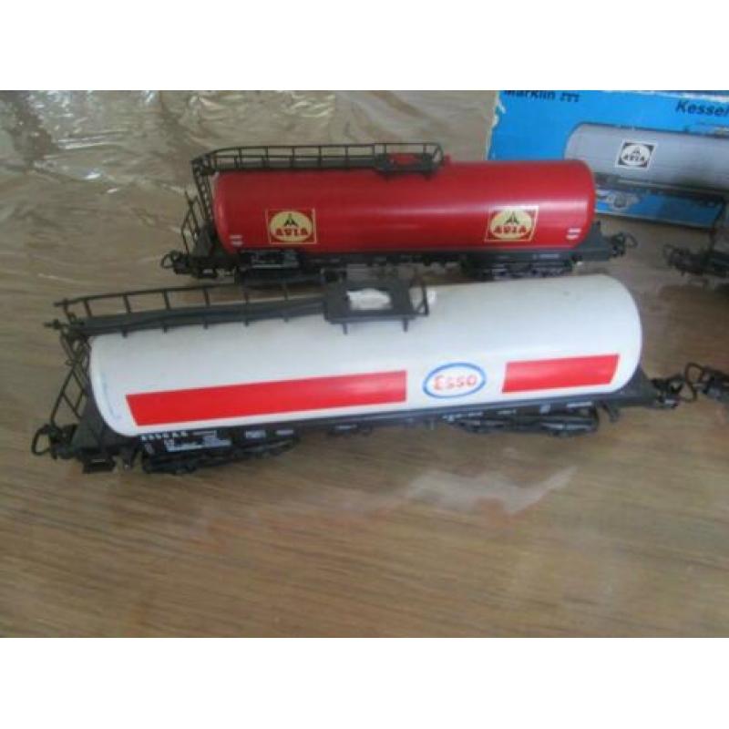 Marklin vier grote ketelwagons.