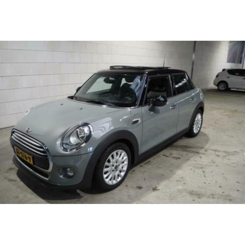 Mini Mini 1.5 Cooper D Automaat Panoramadak