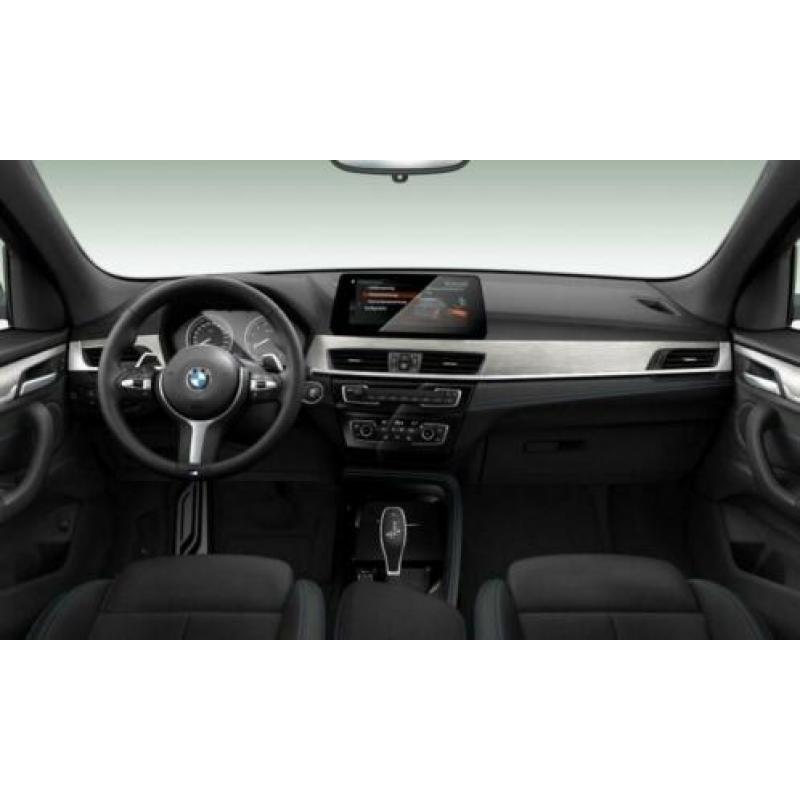 BMW X1 20i sDrive high executive M Sport edition (bj 2020)