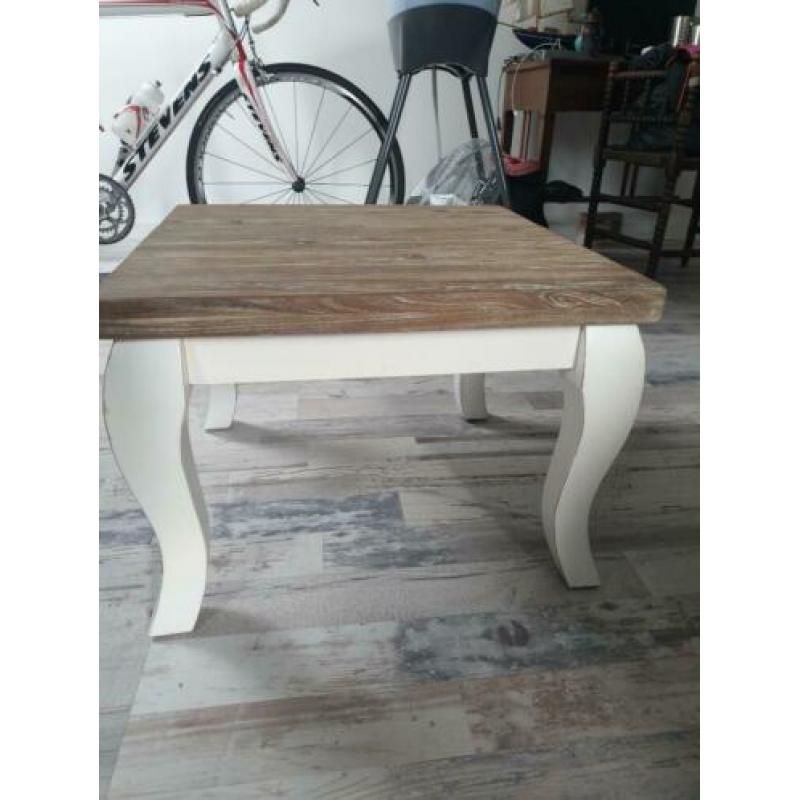 bijzettafel / salon tafel