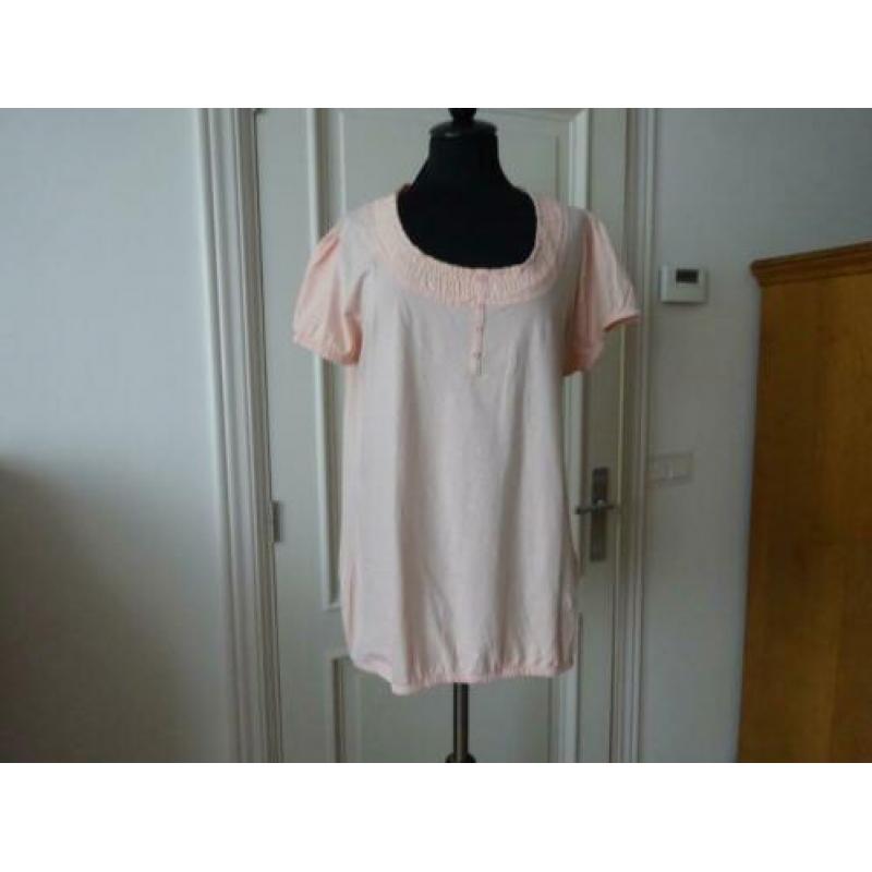 NIEUW Maat 42-44. licht Roze. Shirt/Topje, 100% katoen Het