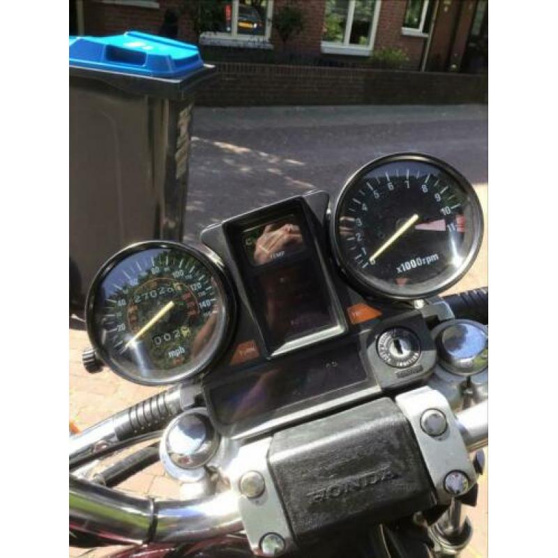 Te koop motor Honda Magna VF 700