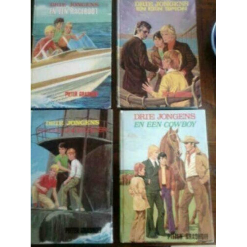 Jongensboeken, 4 stuks in één koop