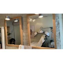 2 badkamer spiegels met verlichting luxe houten lijst