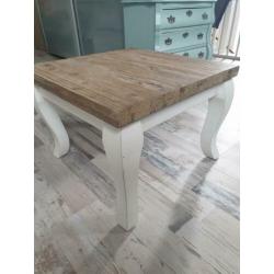 bijzettafel / salon tafel