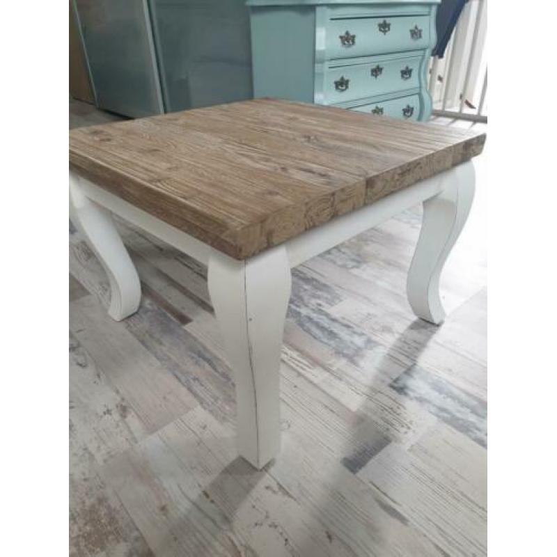 bijzettafel / salon tafel