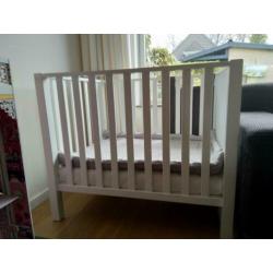 Casper box met dik matras en boxkleed