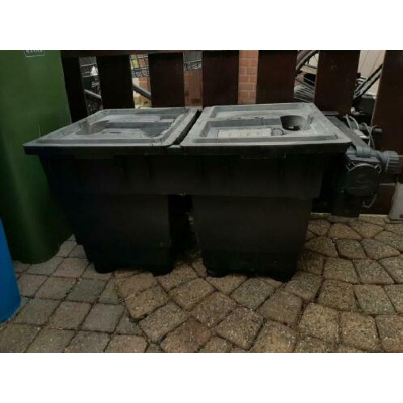 Pomp Oase Aquamax 3500 en Filter Biotec 10