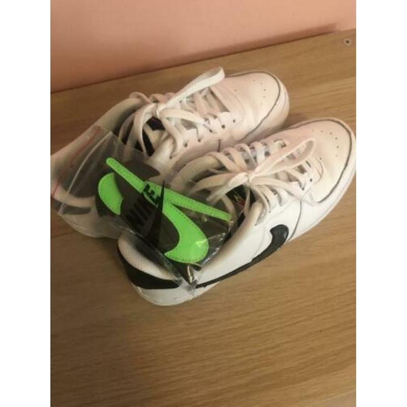 Nike schoenen