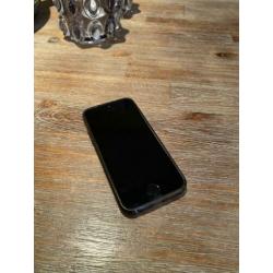 Te koop iPhone SE 16GB voor maar 50,-