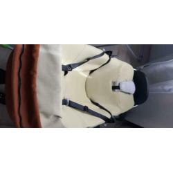 Te koop kinderwagen reiswieg en zitting + regenhoes