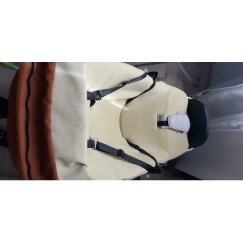 Te koop kinderwagen reiswieg en zitting + regenhoes