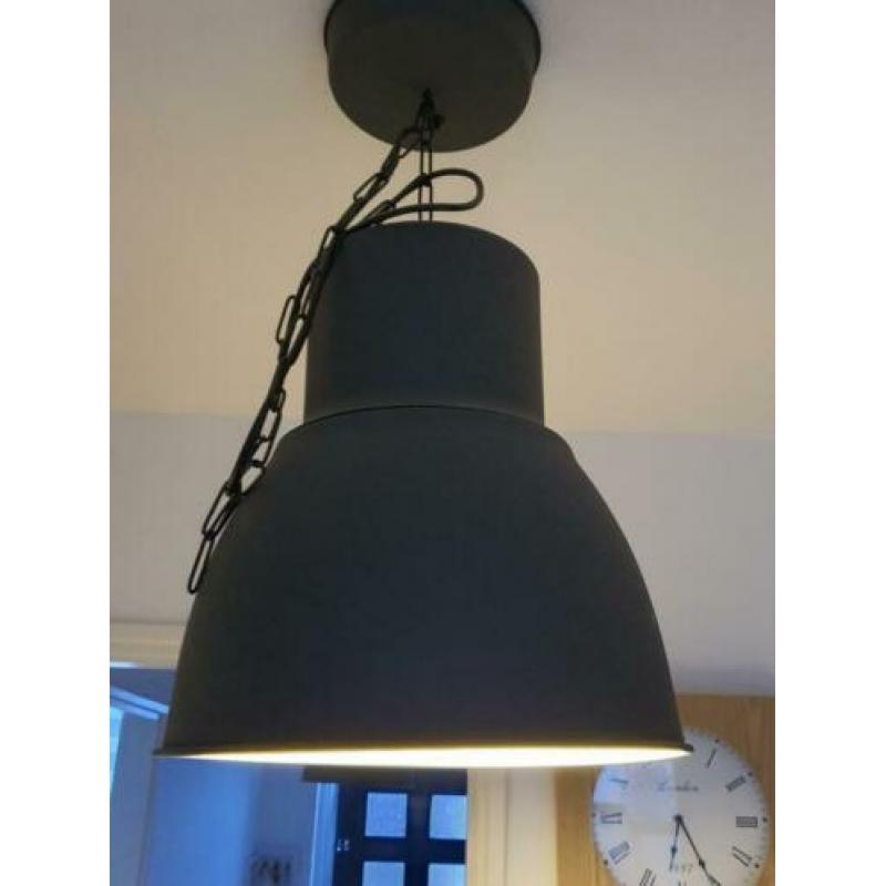 Hanglampen in hoogte verstelbaar