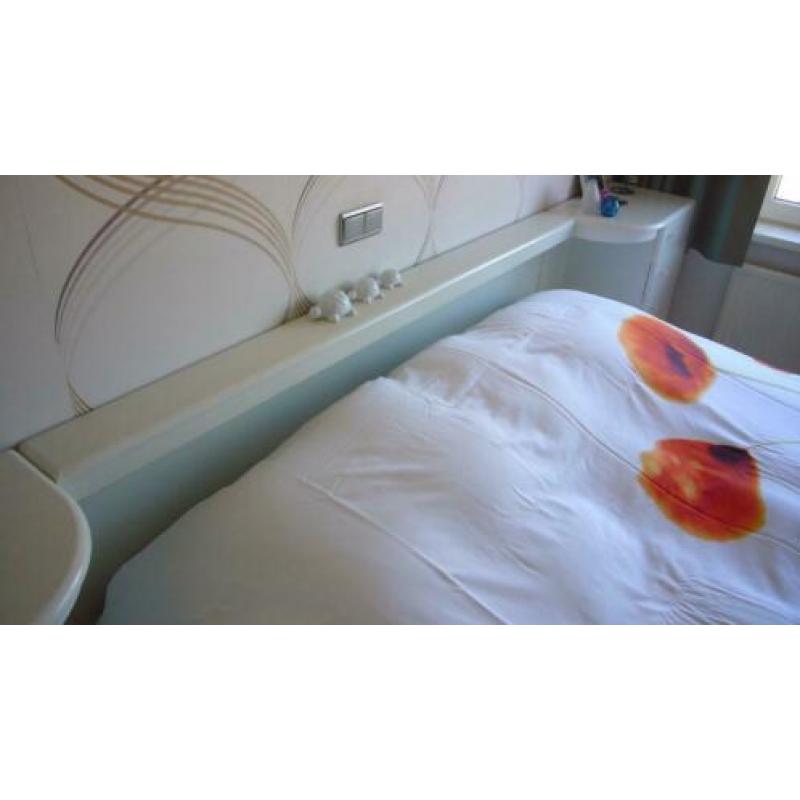 bed 200x180
