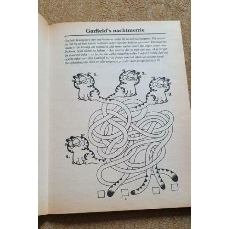 Garfield 1980 spelletjes boek