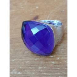 Zilveren ring Paarse geslepen steen Maat 17 3/4