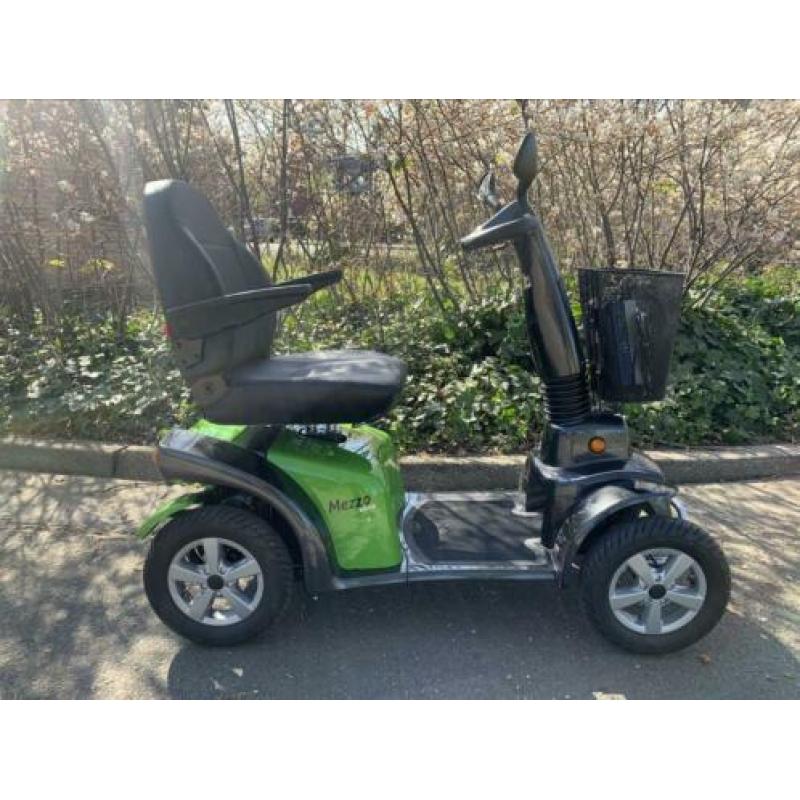 Bijna nieuwe scootmobiel mezzo 4 in uitstekend staat
