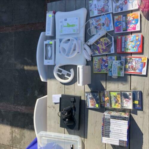 Nintendo Wii en PlayStation 2 met spellen