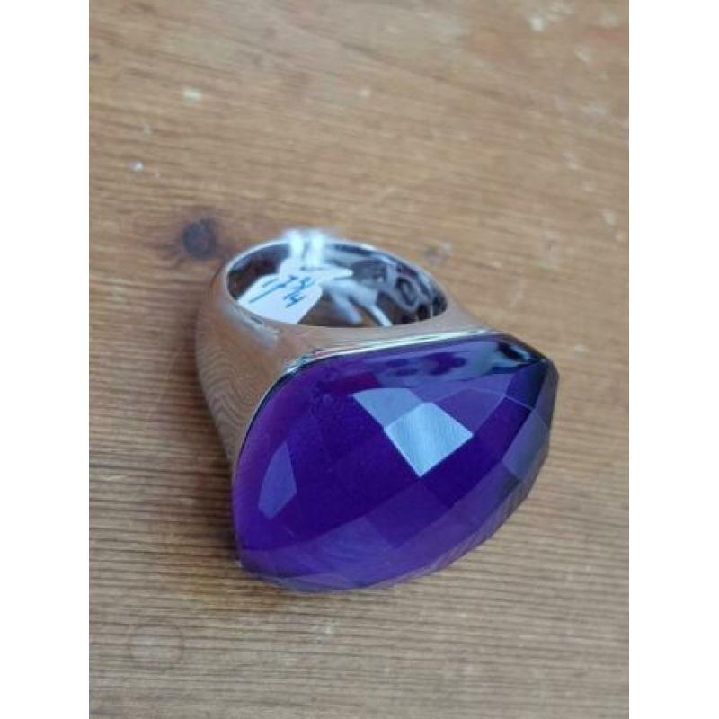 Zilveren ring Paarse geslepen steen Maat 17 3/4