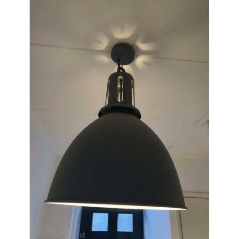 Hanglampen in hoogte verstelbaar