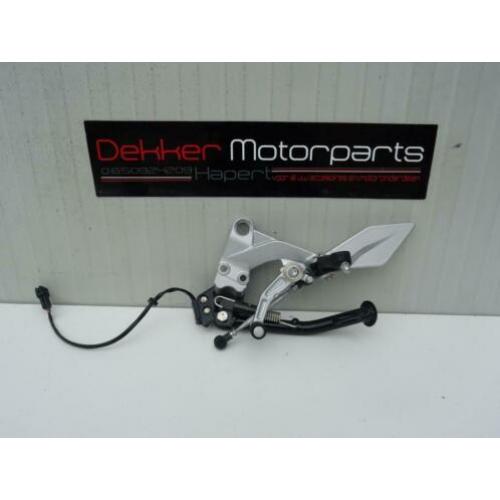 Schakel set / Linker Schets plaat KTM Duke 390 2014-2015 >