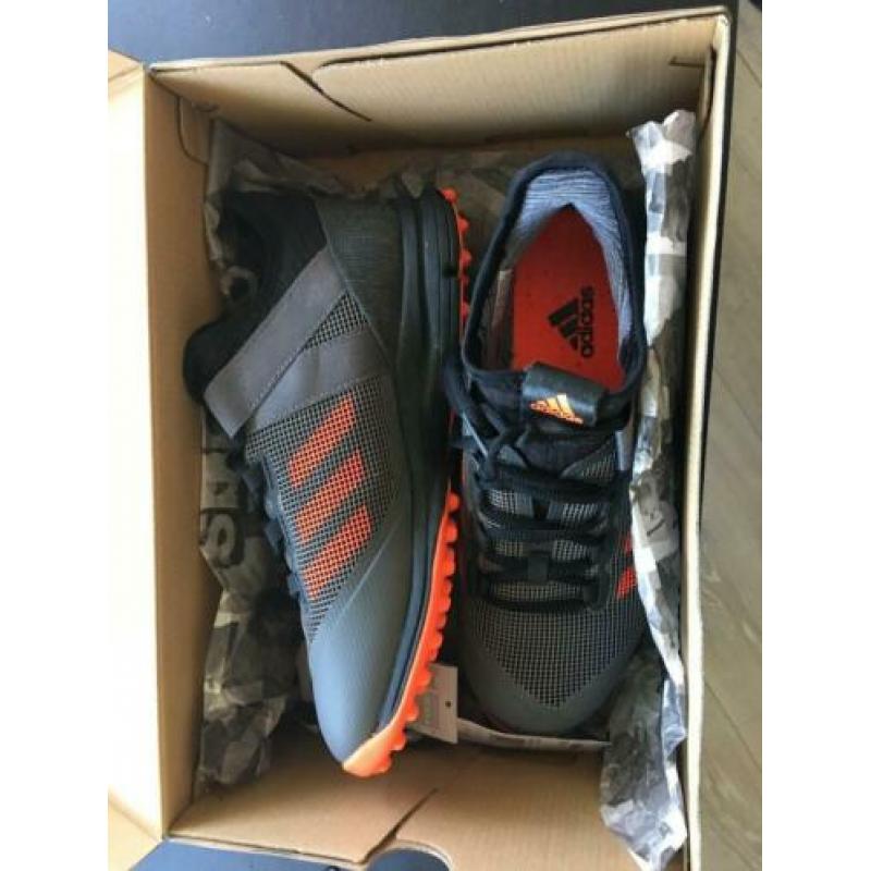 Hockeyschoenen Jongens Adidas Sur Gazo Maat 39.5
