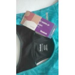 Twee nieuwe sport shirts dames Reebok mt M Adidas mt 42