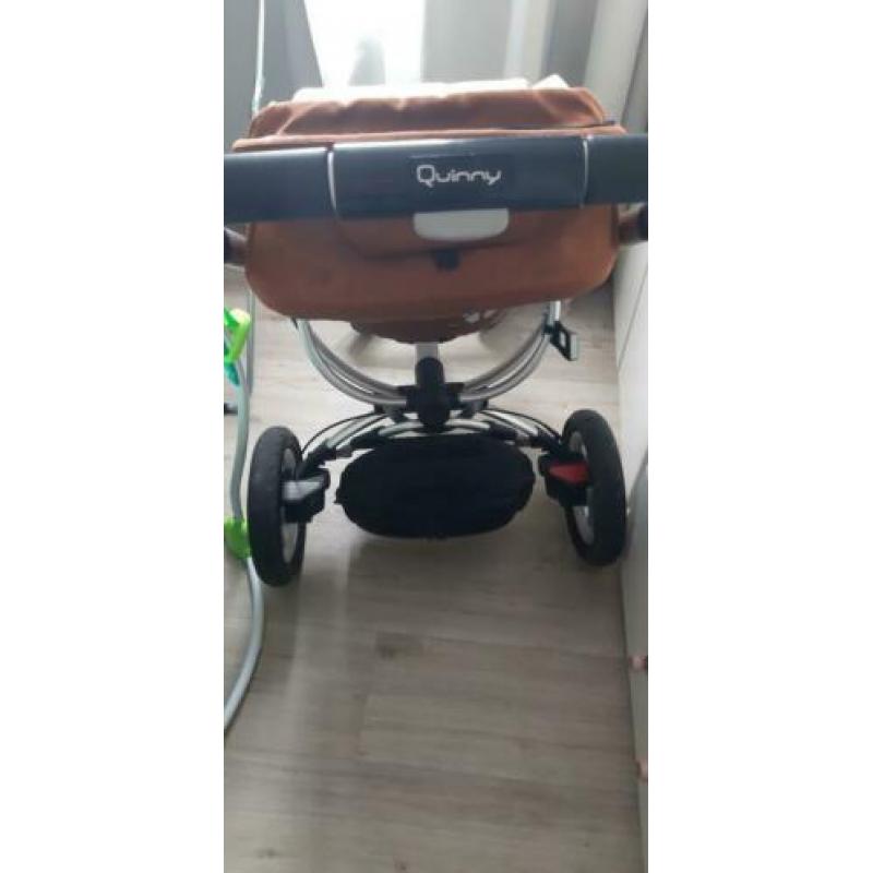 Te koop kinderwagen reiswieg en zitting + regenhoes