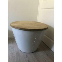 Stoere ronde salontafel / wit / bowl salontafel idee