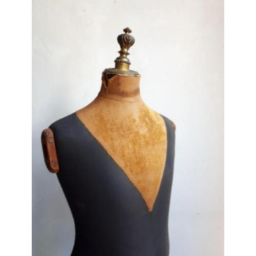 jongens mannequin antiek
