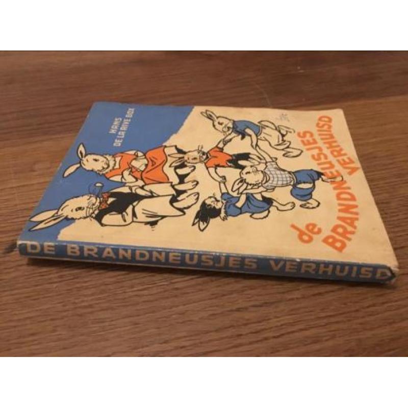 Hans de la Rive Box, De Brandneusjes verhuisd