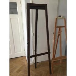 2 grote schilders ezels