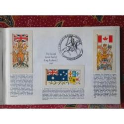 Mooi vintage Engels plaatjes album met vlaggen en emblemen.