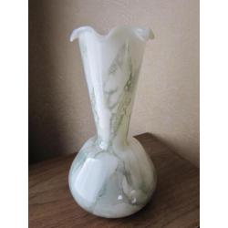 Vintage Stelvia Empoli glas vaas - groen op witte opaline -