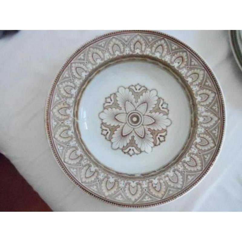 Petrus Regout, diep bord decor Tancrede